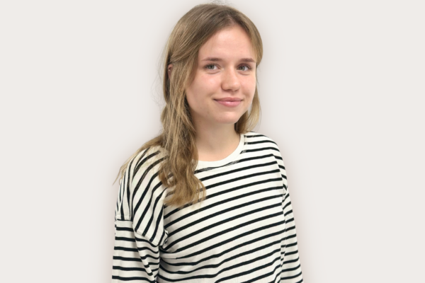 Zdjęcie portretowe psycholog Oliwi Bułach